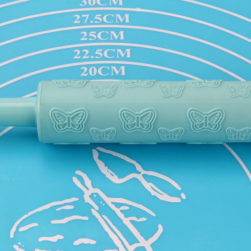 HB0480E Small Plastic Butterfly Pattern Rolling Pin