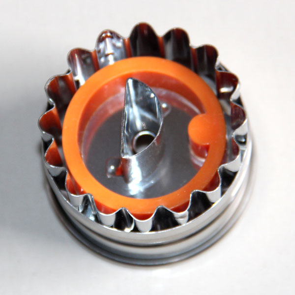 HB0428 Metal Semicircle Cutout Plunger Cutter Mold