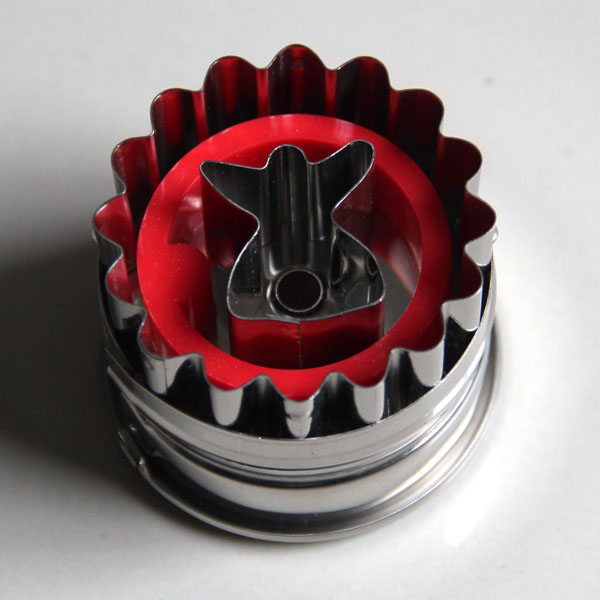 HB0426 Metal Heaven Cutout Plunger Cutter Mold