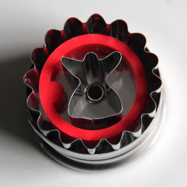 HB0426 Metal Heaven Cutout Plunger Cutter Mold