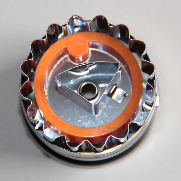HB0430 Metal Triangle Cutout Plunger Cutter Mold