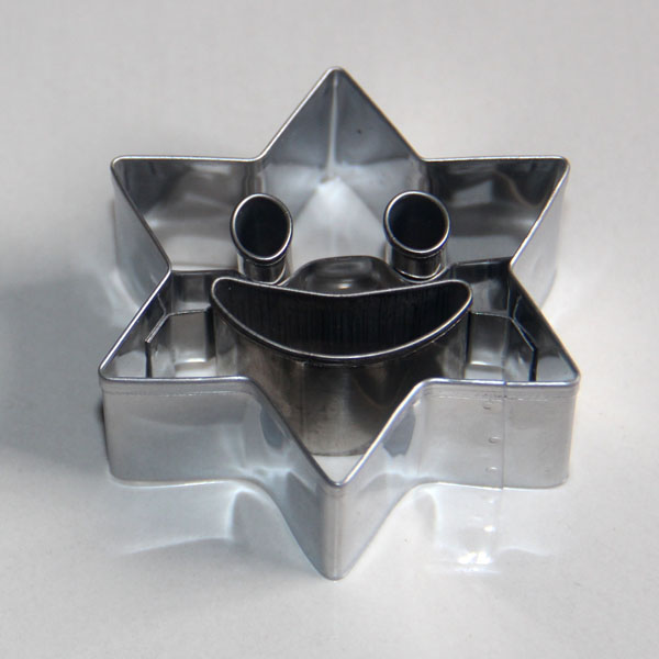 HB0434 Fashion 4pcs Metal Smile Faces Cutout Cookie Cutter set