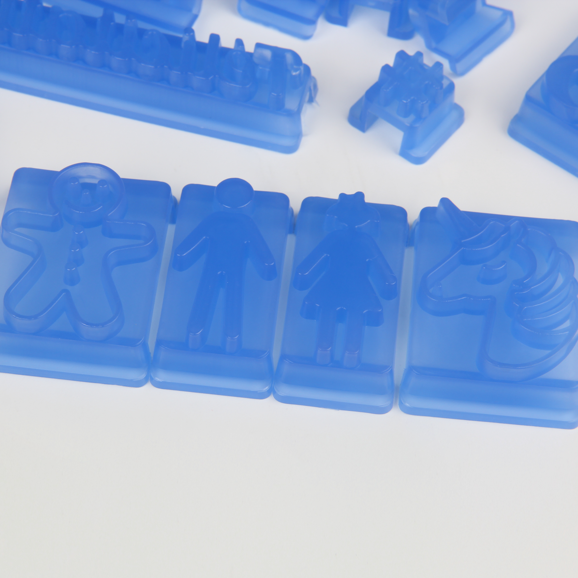 HB0963D  Plastic Detachable Mini Letters Cookie Stamp Molds Set